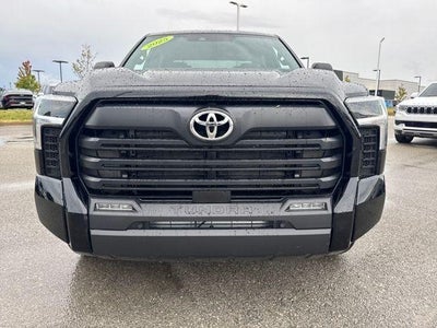 2025 Toyota Tundra 4WD 4WD SR5 CrewMax 5.5' Bed (SE)