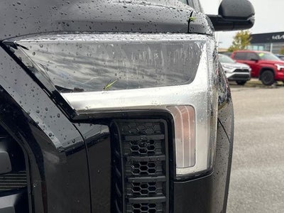 2025 Toyota Tundra 4WD 4WD SR5 CrewMax 5.5' Bed (SE)