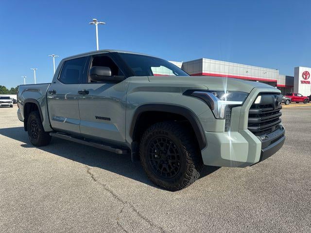 2026 Toyota Tundra 4WD 4WD SR5 CrewMax 5.5' Bed (SE)