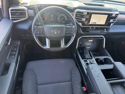 2026 Toyota Tundra 4WD 4WD SR5 CrewMax 5.5' Bed (SE)