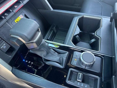 2026 Toyota Tundra 4WD 4WD SR5 CrewMax 5.5' Bed (SE)