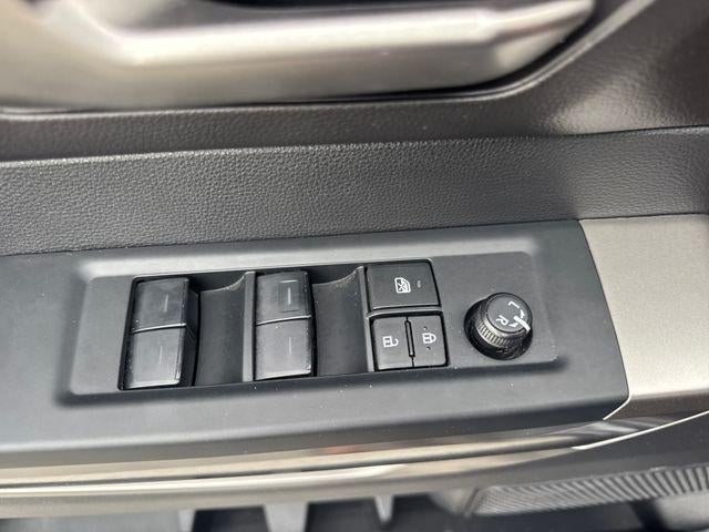 2026 Toyota Tundra 4WD 4WD SR5 CrewMax 5.5' Bed (SE)