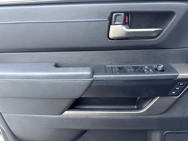 2026 Toyota Tundra 4WD 4WD Platinum CrewMax 5.5' Bed (Natl)