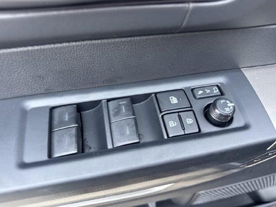 2026 Toyota Tundra 4WD 4WD Platinum CrewMax 5.5' Bed (Natl)