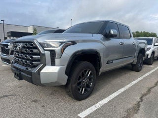 2023 Toyota Tundra 4WD 4WD Platinum CrewMax 5.5' Bed (Natl)
