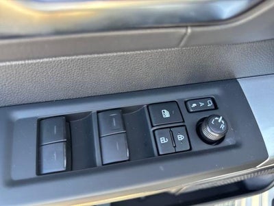 2025 Toyota Tundra 4WD 4WD Platinum Hybrid CrewMax 5.5' Bed (Natl)