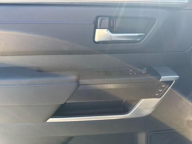 2025 Toyota Tundra 4WD 4WD Platinum Hybrid CrewMax 5.5' Bed (Natl)