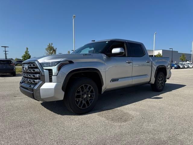 2025 Toyota Tundra 4WD 4WD Platinum Hybrid CrewMax 5.5' Bed (Natl)