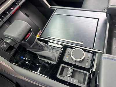 2026 Toyota Tundra 4WD 4WD Platinum CrewMax 5.5' Bed (Natl)