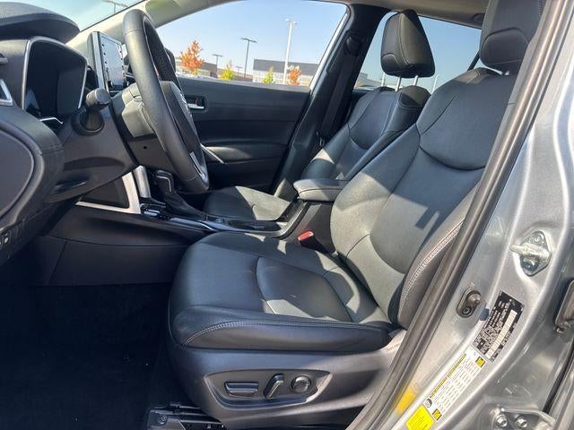 2022 Toyota Corolla Cross XLE 2WD (Natl)