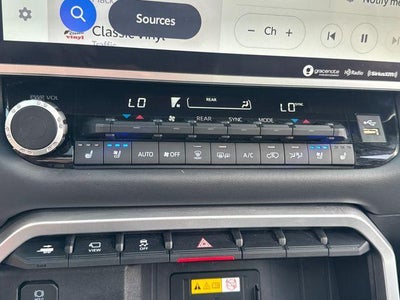 2024 Toyota Sequoia Platinum 4WD (Natl)