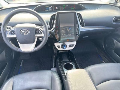 2017 Toyota Prius Prime Plus (Natl)