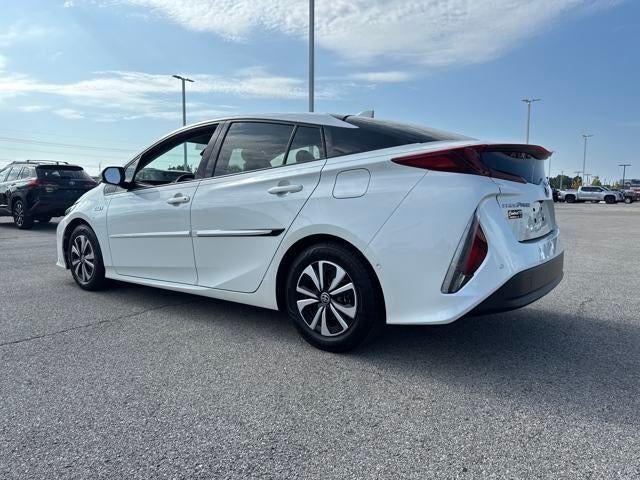 2017 Toyota Prius Prime Plus (Natl)