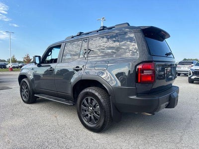 2025 Toyota Land Cruiser 4WD (GS)