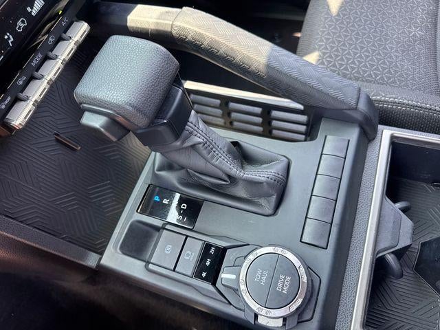 2025 Toyota 4Runner SR5 4WD (GS)