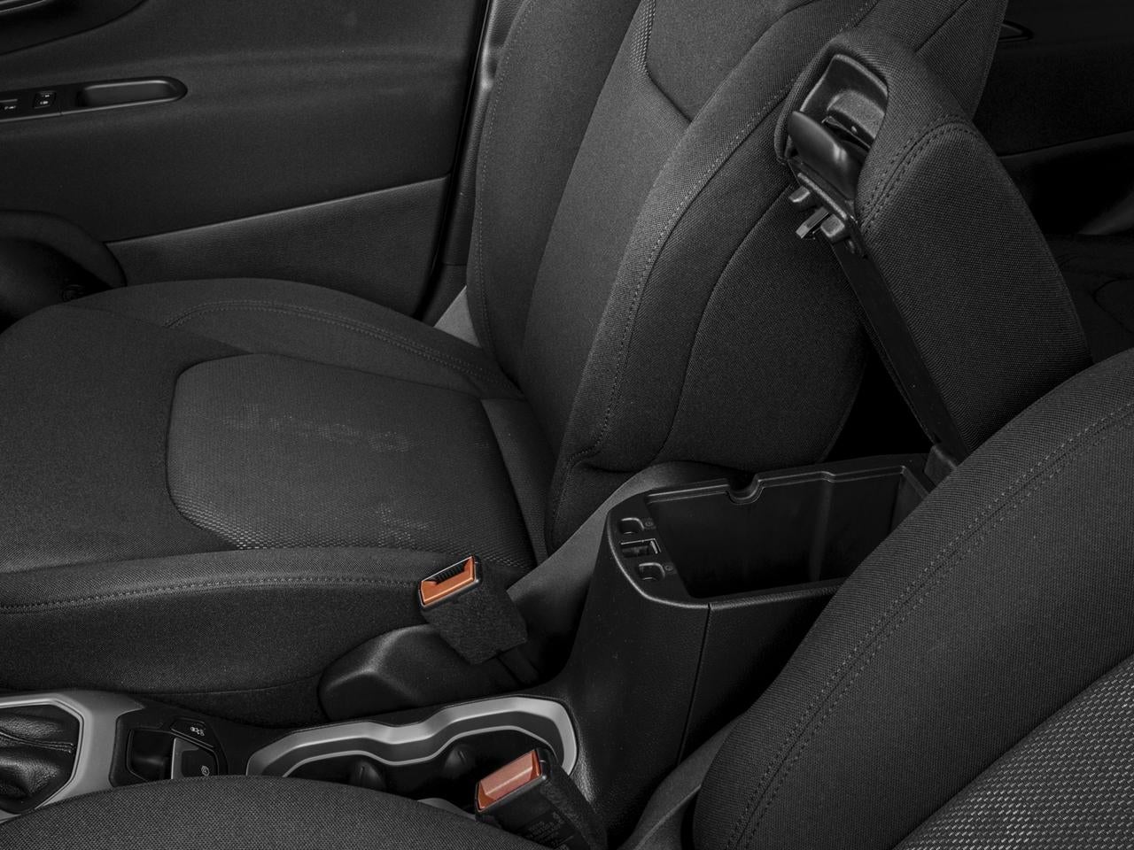 2017 Jeep Renegade Altitude FWD