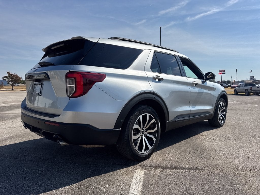 2024 Ford Explorer ST-Line