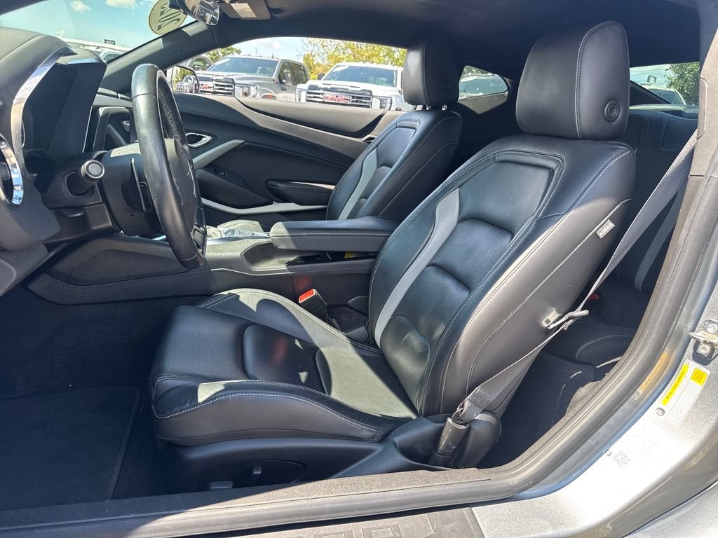 2023 Chevrolet Camaro 2LT