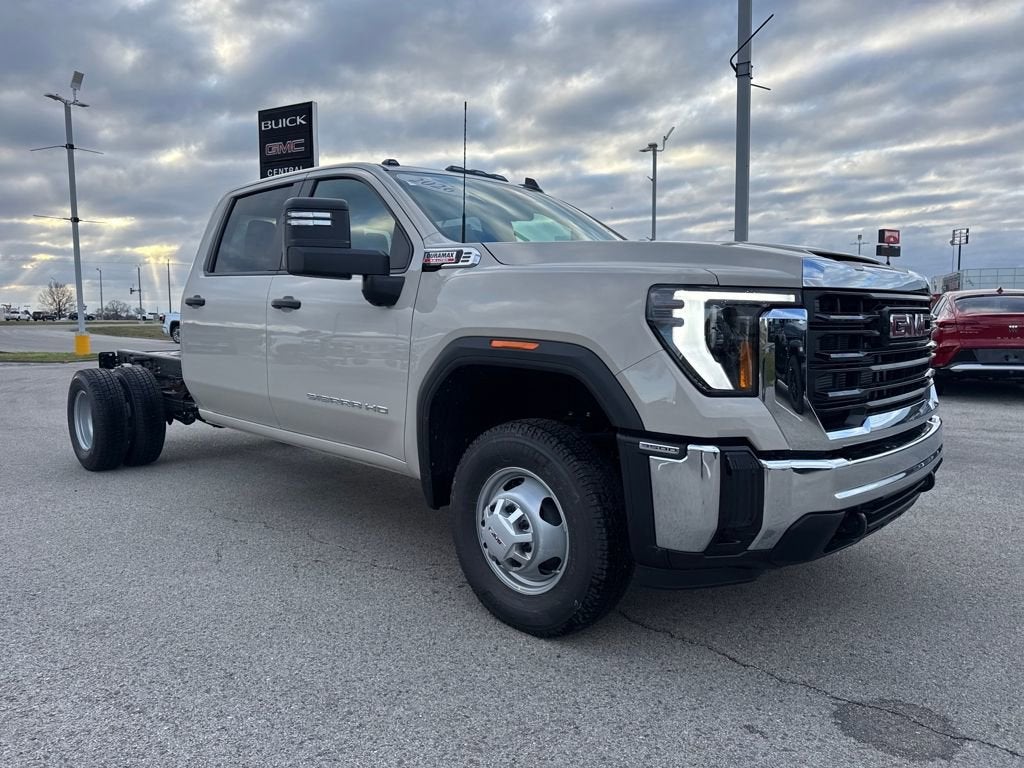 2026 GMC Sierra 3500 HD Chassis Cab Pro