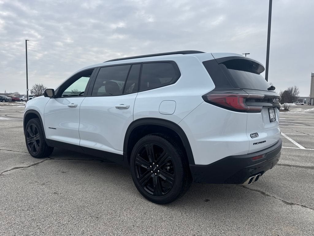 2026 GMC Acadia Elevation