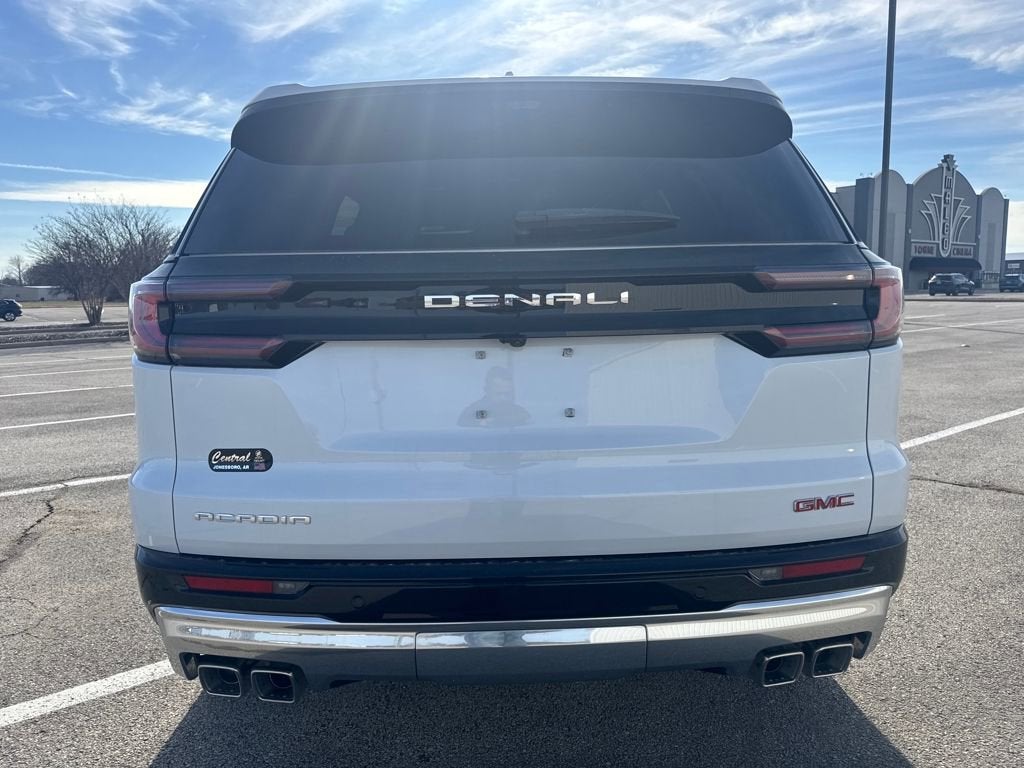 2026 GMC Acadia Denali