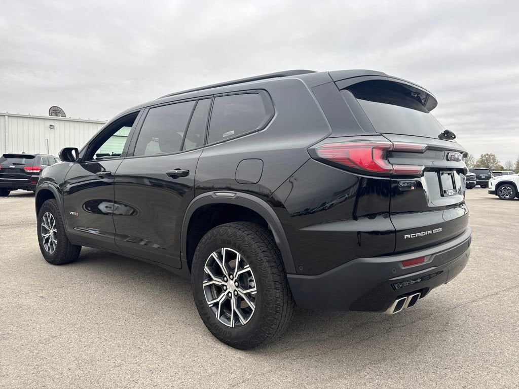 2025 GMC Acadia AT4