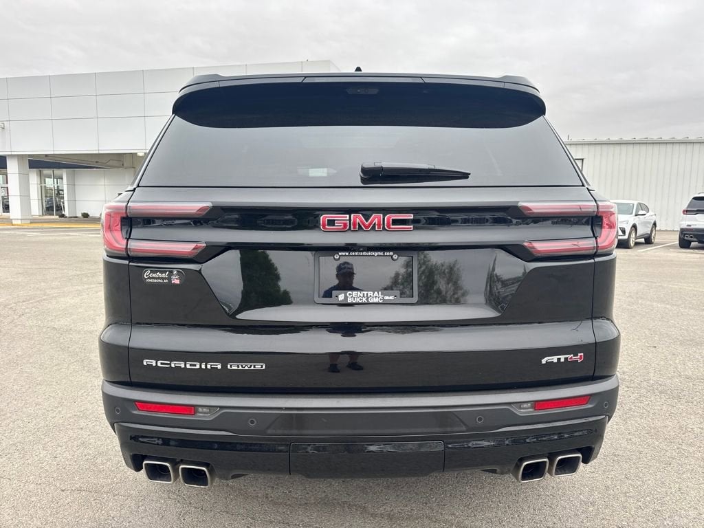 2025 GMC Acadia AT4