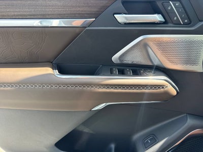 2027 GMC Acadia Denali Ultimate