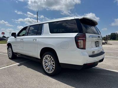 2023 Chevrolet Suburban Premier