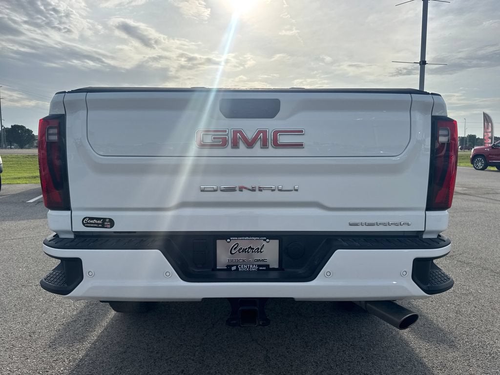 2025 GMC Sierra 2500 HD Denali