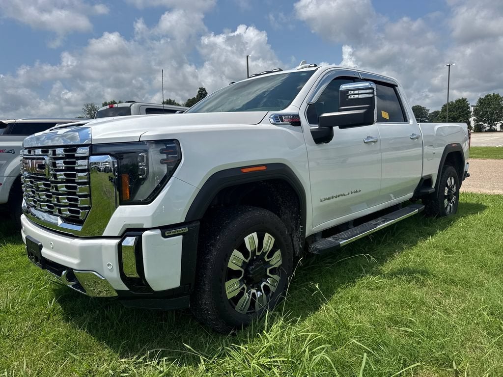 2025 GMC Sierra 2500 HD Denali