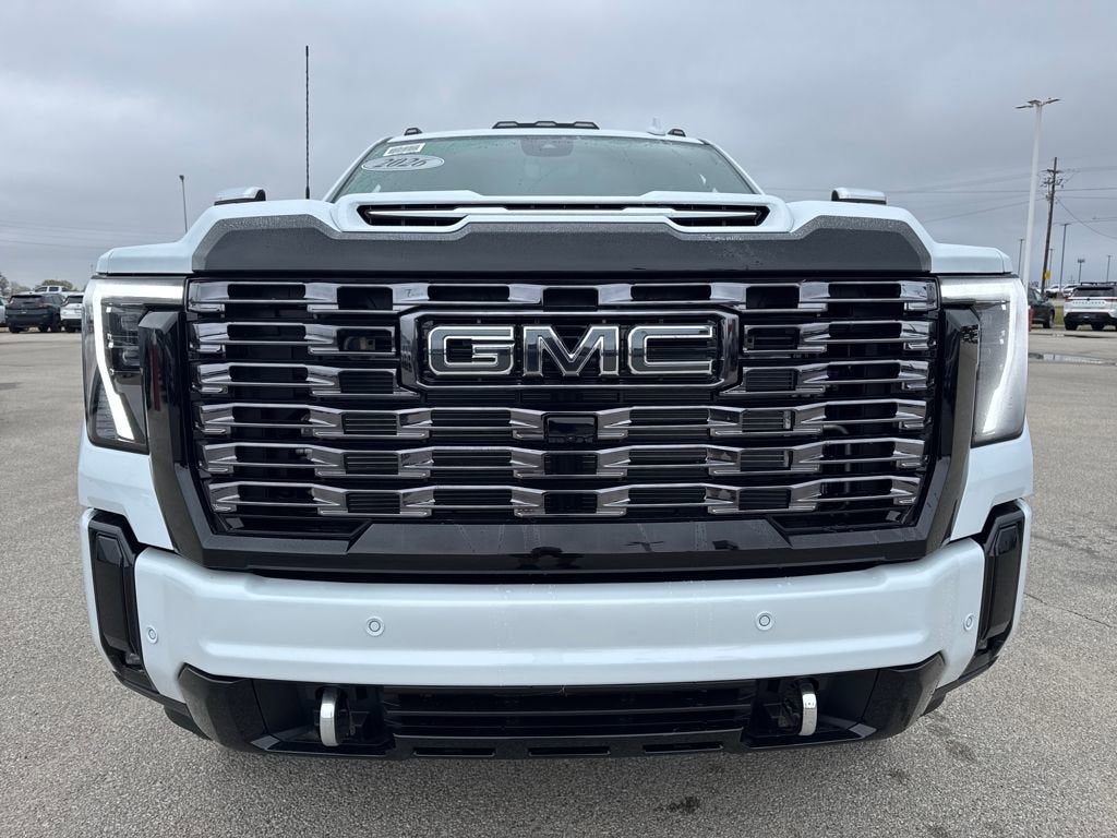 2026 GMC Sierra 3500 HD Denali Ultimate DRW