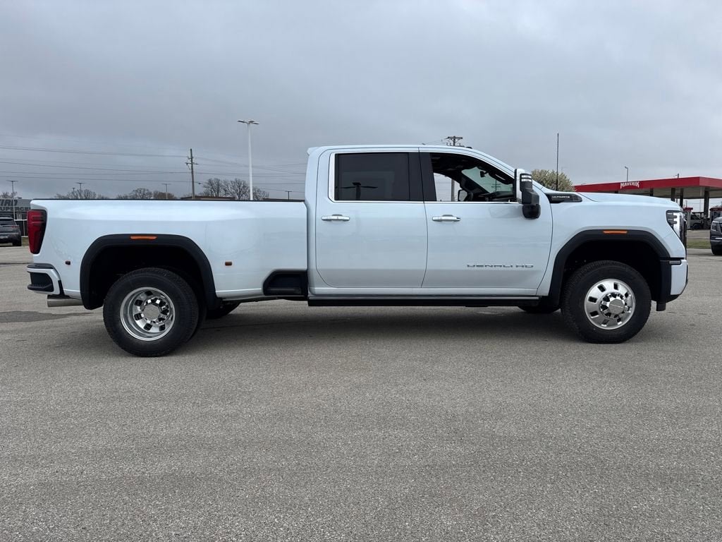 2026 GMC Sierra 3500 HD Denali Ultimate DRW