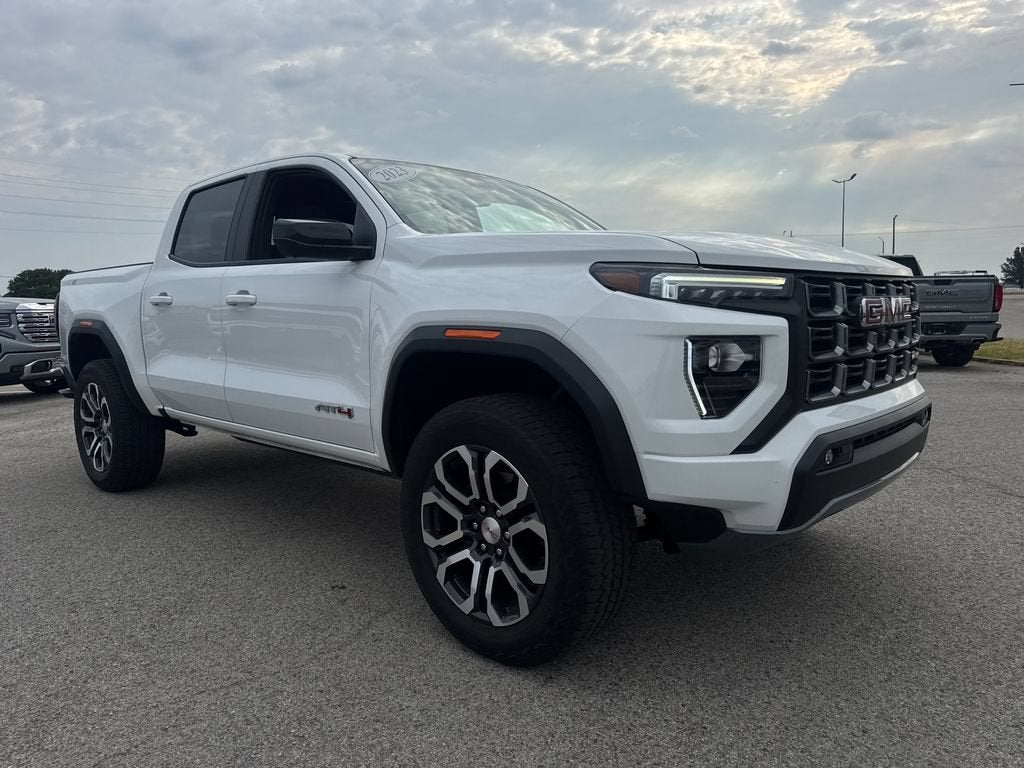 2023 GMC Canyon 4WD AT4