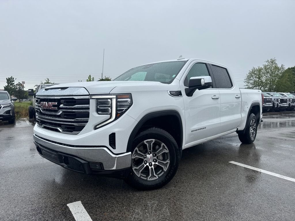 2025 GMC Sierra 4WD Crew Cab Short Box SLT's photo