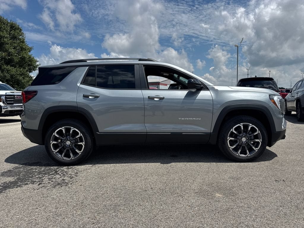 2027 GMC Terrain FWD Elevation
