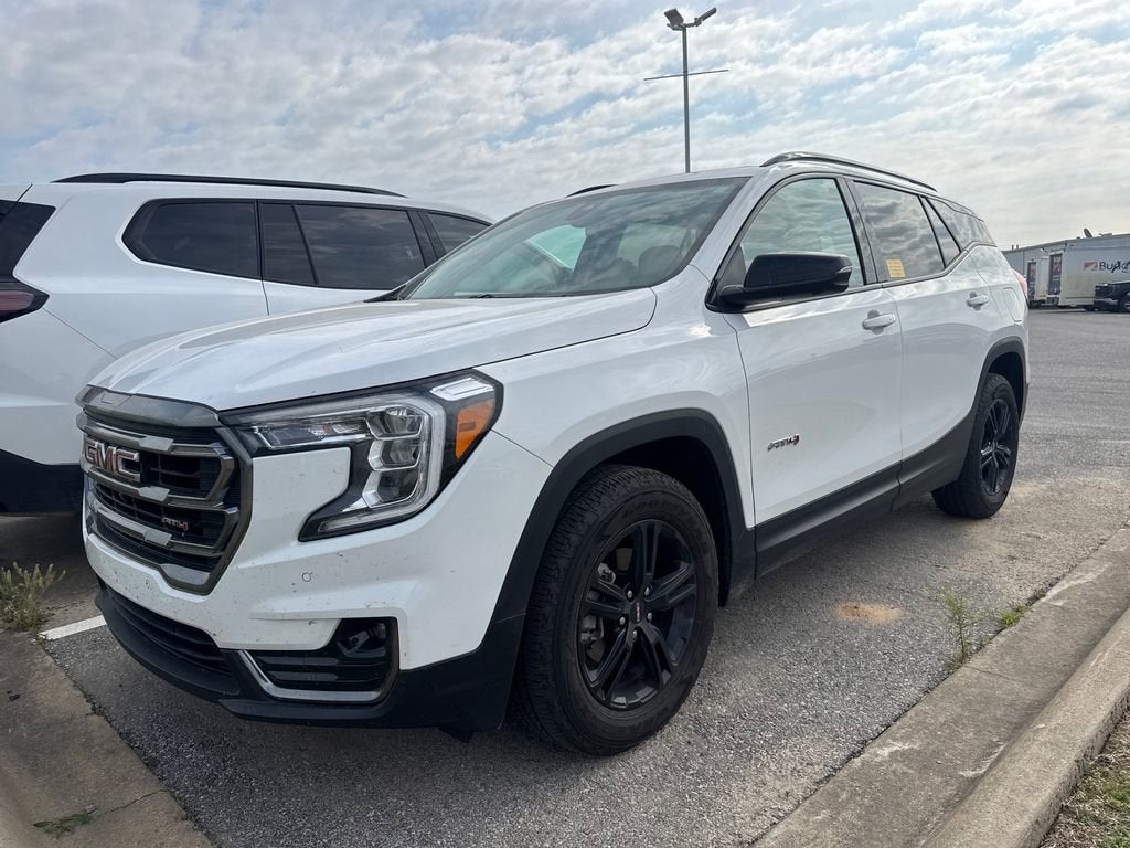 2024 GMC Terrain AT4 AWD's photo