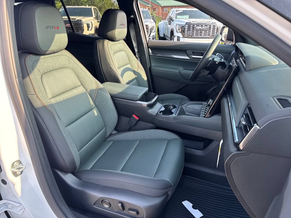 2027 GMC Terrain AWD AT4