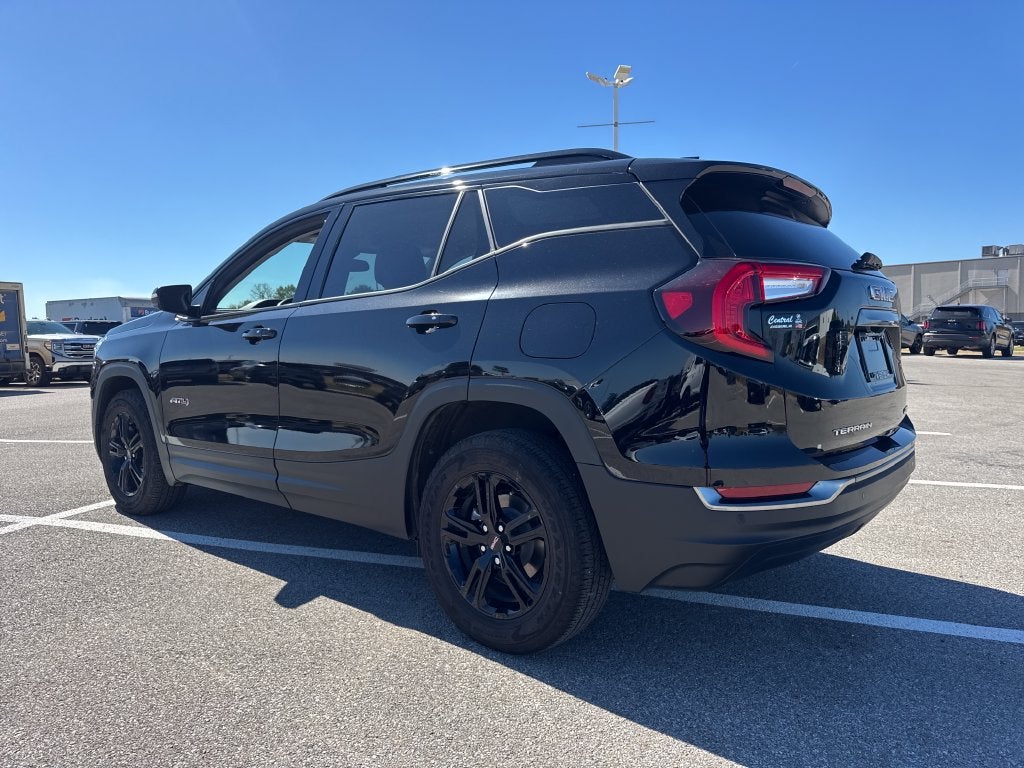 2022 GMC Terrain AT4