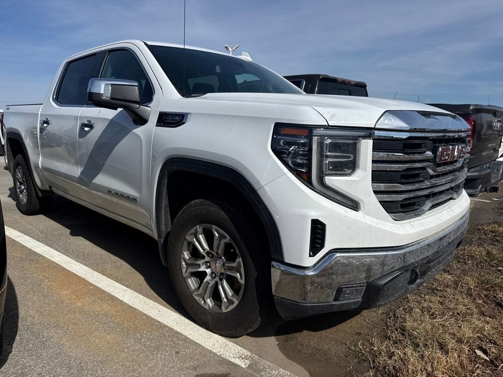 2023 GMC Sierra 1500 SLT