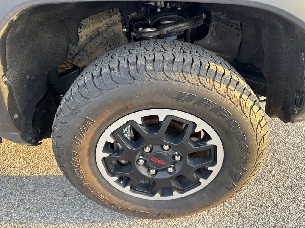 2025 Toyota Tacoma 4WD SR