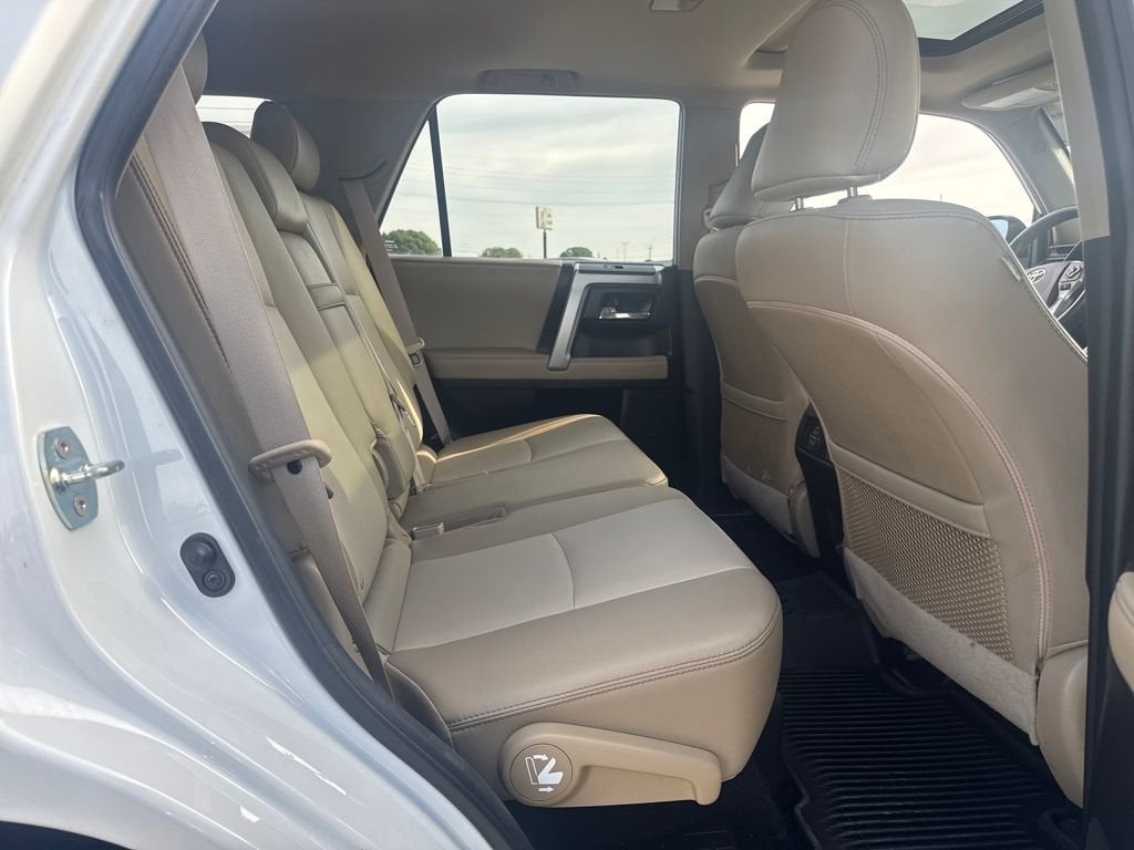 2024 TOYOTA TRU 4RUNNER Base