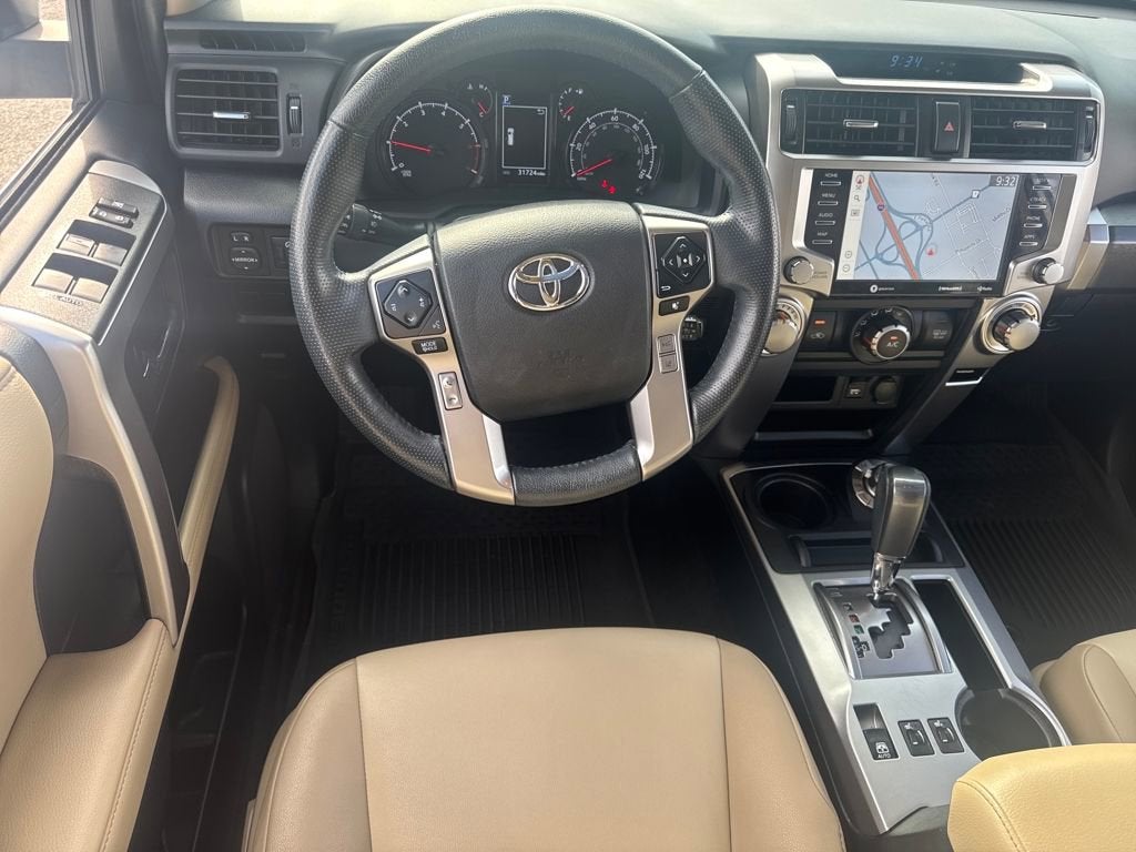 2024 TOYOTA TRU 4RUNNER Base