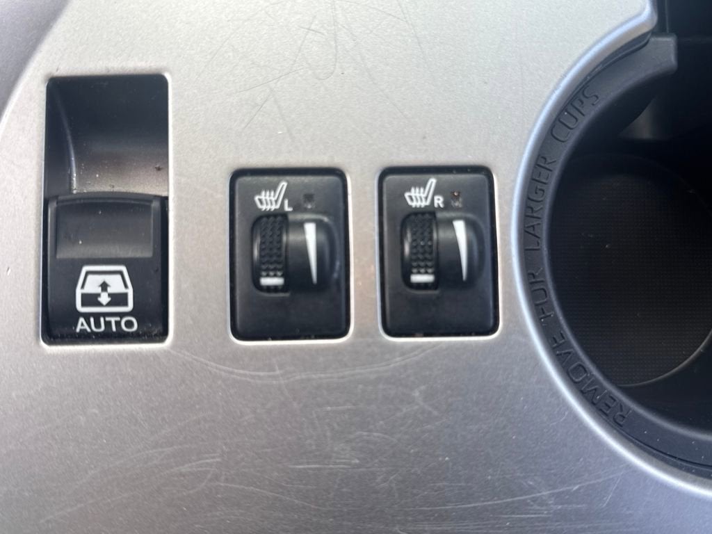 2024 TOYOTA TRU 4RUNNER Base