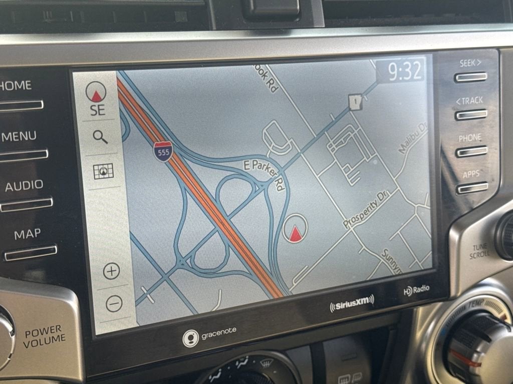 2024 TOYOTA TRU 4RUNNER Base