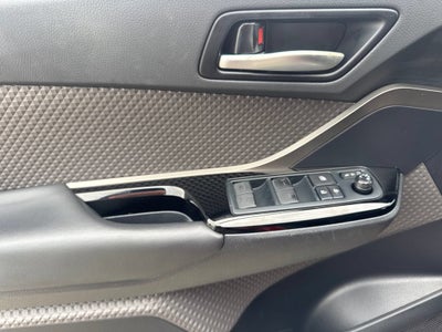 2022 Toyota C-HR XLE
