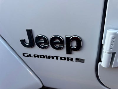 2023 Jeep Gladiator Overland
