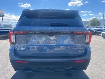 2025 Ford Explorer ST-Line