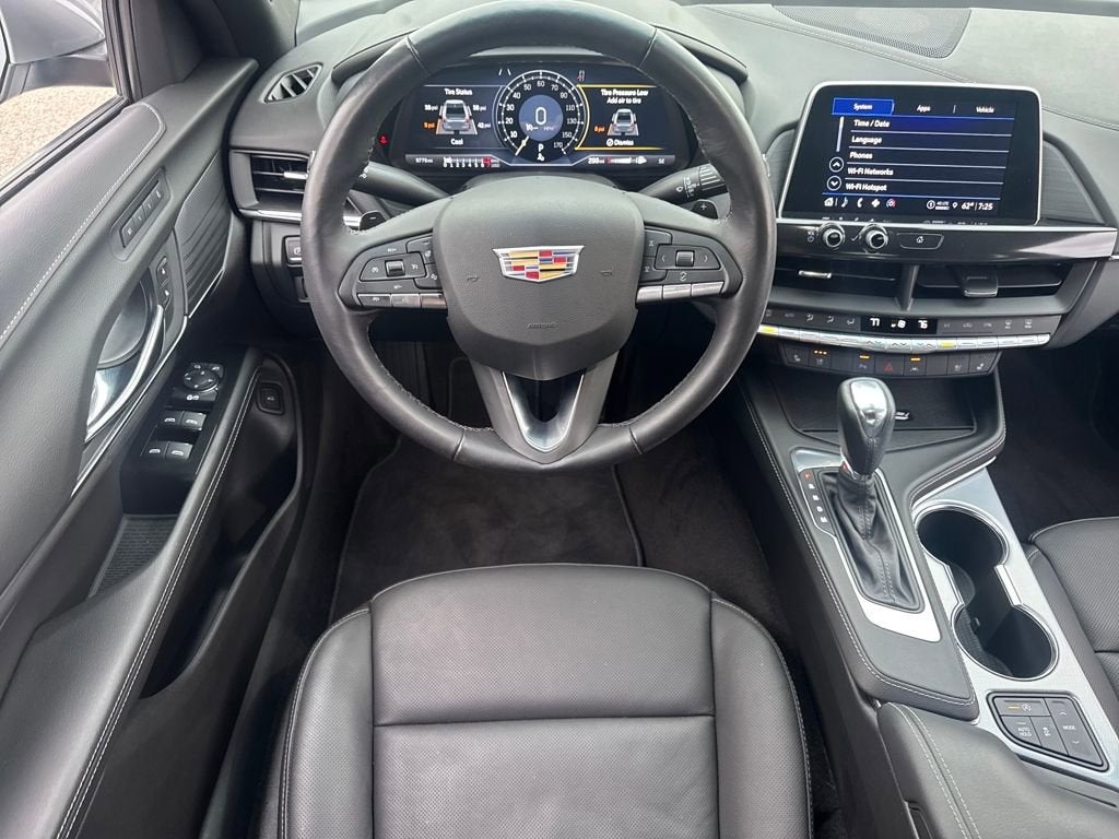 2023 Cadillac CT4 Premium Luxury