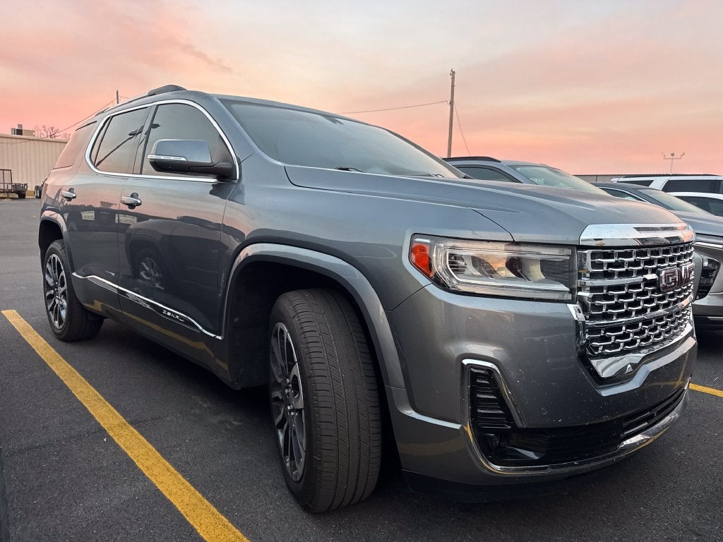 2020 GMC Acadia Denali